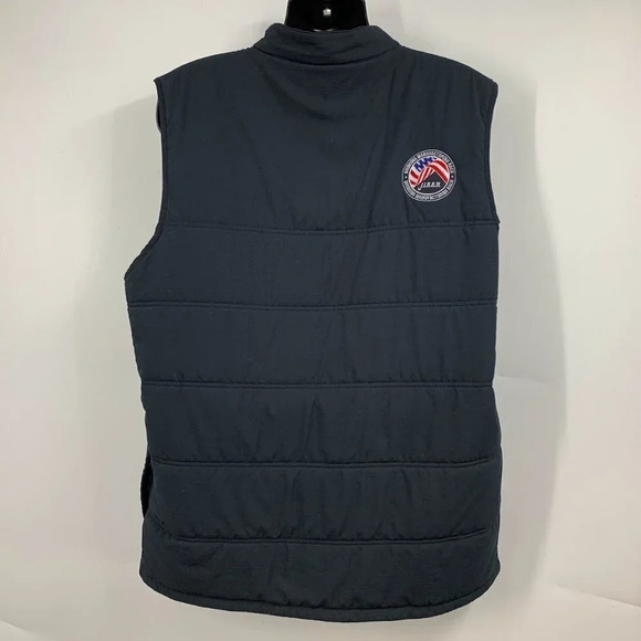 Travis Mathew Men's Cold‎ Bay TM1MW453 JIREH Branded Full Zip Quilted Vest SZ XL - Picture 2 of 14